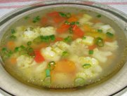 Легкий овощной суп со свежей капустой - рецепт
