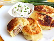 Картофельные зразы с ветчиной и сыром