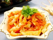 Холодные закуски с морепродуктами: закуска из кальмаров